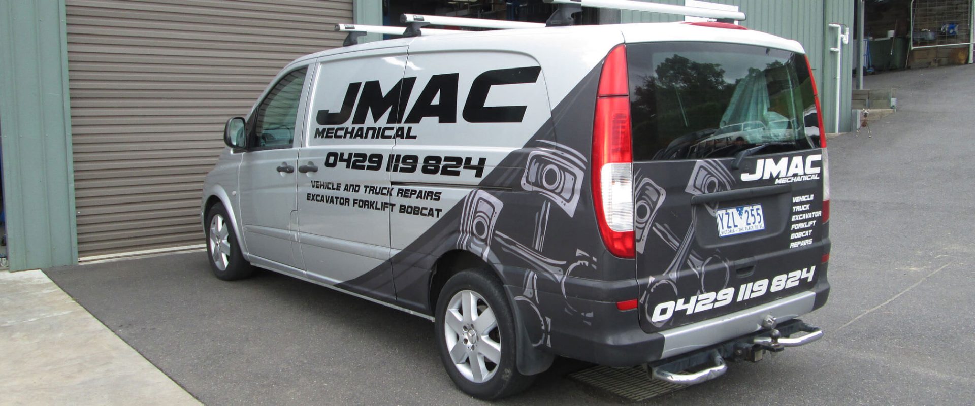 JMAC Mechanical service vehicle